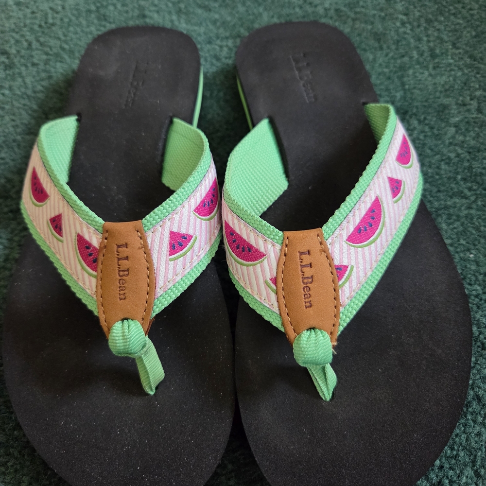 L.L. Bean Flip Flops Green Watermelon Strap Sandals